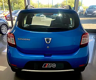 Used 2015 Dacia Sandero Stepway Ambiance Azurite Blue - Interior and Exterior details 5