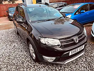 Used 2015 Dacia Sandero Stepway Ambiance Black - Interior and Exterior details 10