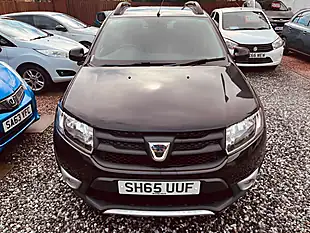 Used 2015 Dacia Sandero Stepway Ambiance Black - Interior and Exterior details 3