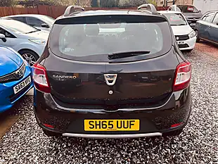 Used 2015 Dacia Sandero Stepway Ambiance Black - Interior and Exterior details 4
