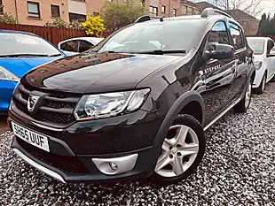 Used 2015 Dacia Sandero Stepway Ambiance Black - Interior and Exterior details 6