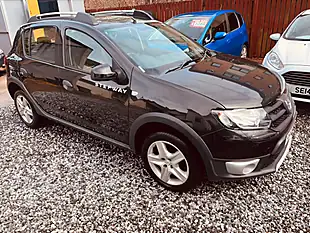 Used 2015 Dacia Sandero Stepway Ambiance Black - Interior and Exterior details 9
