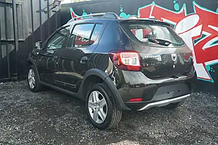 Used 2015 Dacia Sandero Stepway Ambiance Black - Interior and Exterior details 10