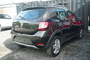 Used 2015 Dacia Sandero Stepway Ambiance Black - Interior and Exterior details 11