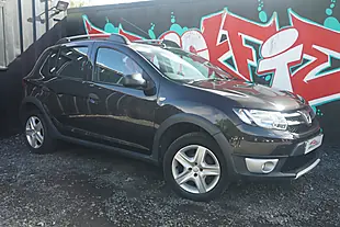 Used 2015 Dacia Sandero Stepway Ambiance Black - Interior and Exterior details 12