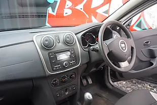 Used 2015 Dacia Sandero Stepway Ambiance Black - Interior and Exterior details 20
