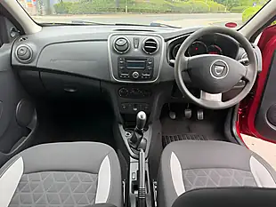 Used 2015 Dacia Sandero Stepway Ambiance Cinder Red - Interior and Exterior details 16