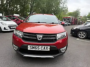 Used 2015 Dacia Sandero Stepway Ambiance Cinder Red - Interior and Exterior details 2