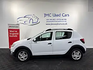 Used 2015 Dacia Sandero Stepway Ambiance Glacier White - Interior and Exterior details 10