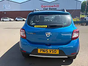Used 2015 Dacia Sandero Stepway Laureate Blue - Interior and Exterior details 7