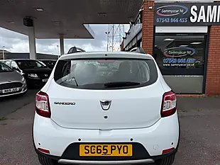 Used 2015 Dacia Sandero Stepway Laureate White - Interior and Exterior details 4