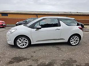 Used 2015 DS 3 D Style Nav White - Interior and Exterior details 14