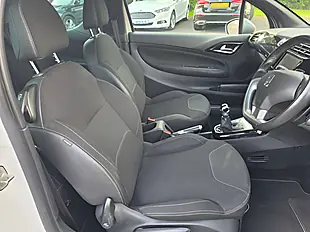 Used 2015 DS 3 D Style Nav White - Interior and Exterior details 18