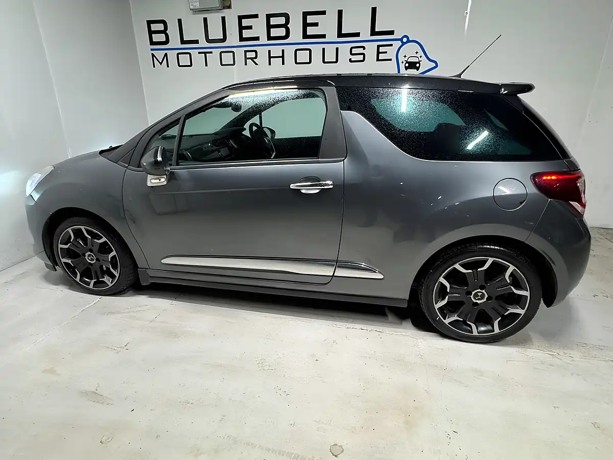 Used 2015 DS Automobiles DS 3 Dsport Grey - Interior and Exterior details 6