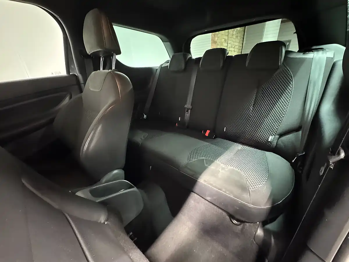Used 2015 DS Automobiles DS 3 Dsport Grey - Interior and Exterior details 9