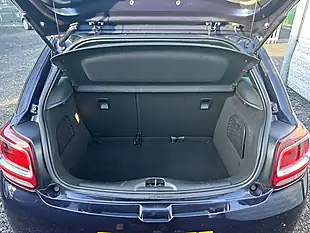 Used 2015 DS Automobiles DS 3 Dstyle Nav Blue - Interior and Exterior details 8