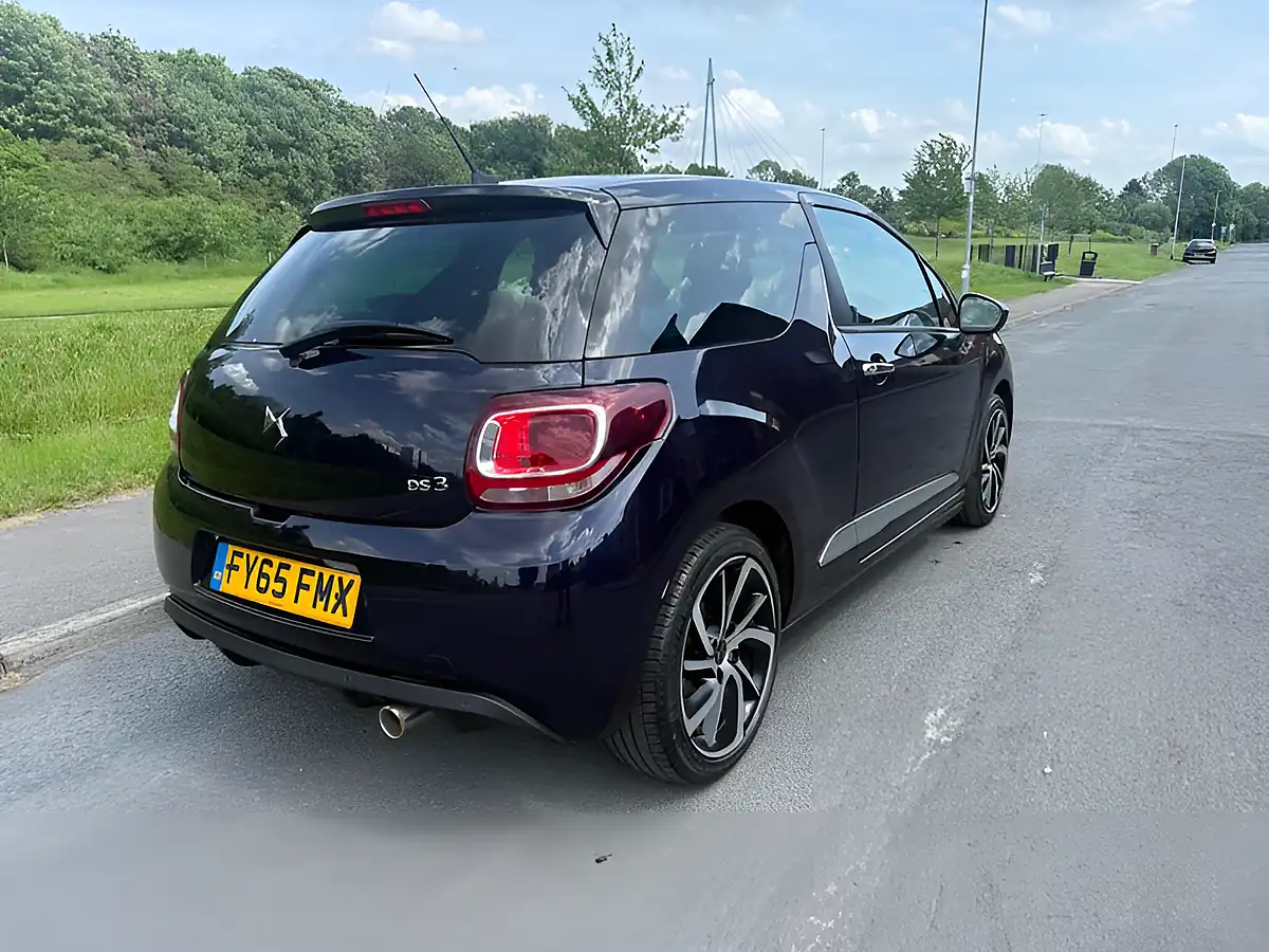 Used 2015 DS Automobiles DS 3 Dstyle Nav Blue - Interior and Exterior details 2