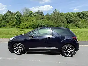 Used 2015 DS Automobiles DS 3 Dstyle Nav Blue - Interior and Exterior details 4