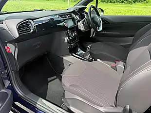 Used 2015 DS Automobiles DS 3 Dstyle Nav Blue - Interior and Exterior details 7