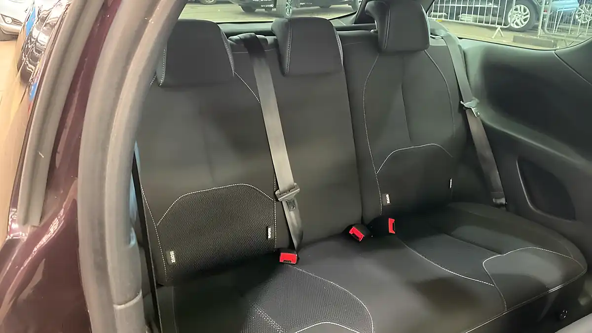 Used 2015 DS Automobiles DS 3 Dstyle Purple - Interior and Exterior details 11