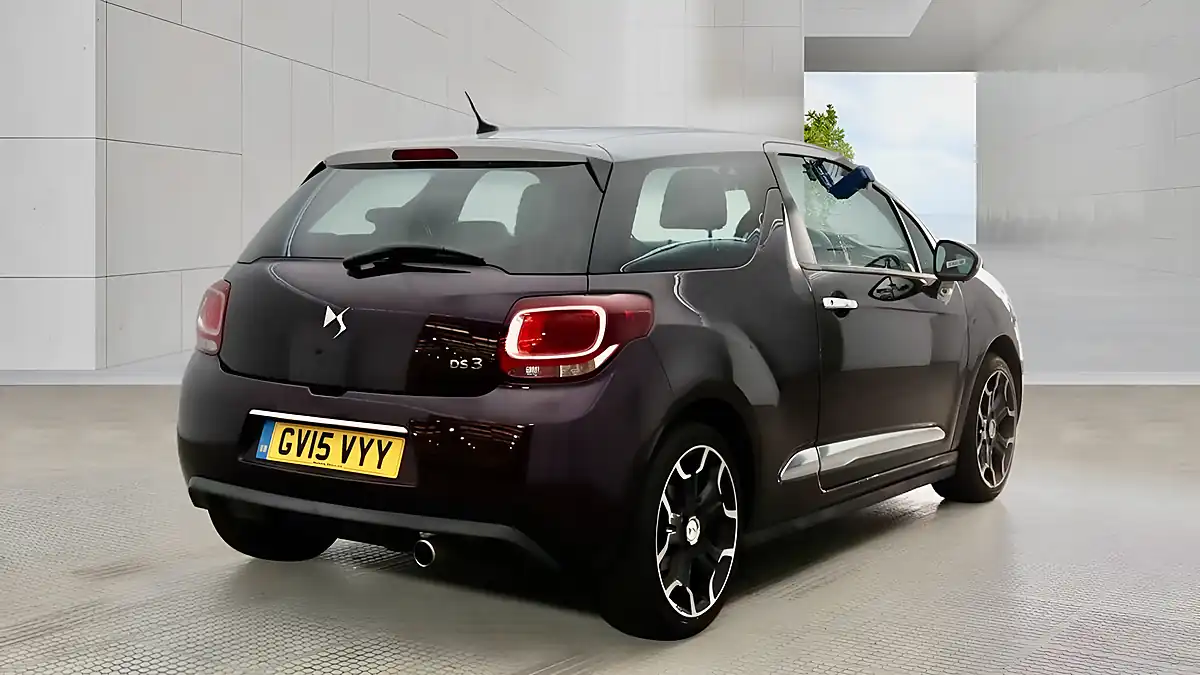 Used 2015 DS Automobiles DS 3 Dstyle Purple - Interior and Exterior details 7