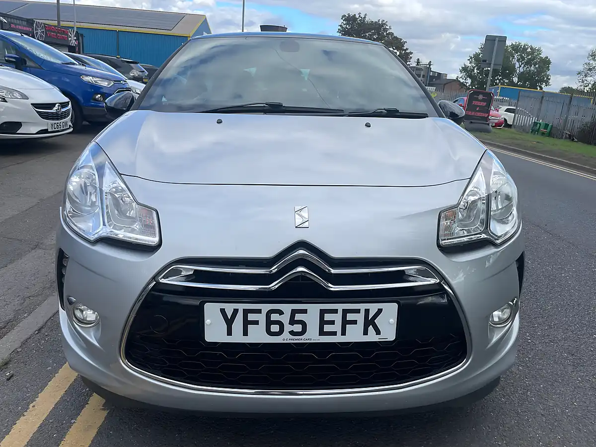 Used 2015 DS Automobiles DS 3 Dstyle Silver - Interior and Exterior details 2