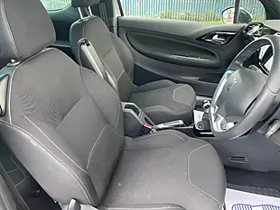 Used 2015 DS Automobiles DS 3 Dstyle Silver - Interior and Exterior details 9