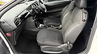 Used 2015 DS Automobiles DS 3 Dstyle White - Interior and Exterior details 16