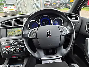 Used 2015 DS Automobiles DS 4 Prestige Black - Interior and Exterior details 10