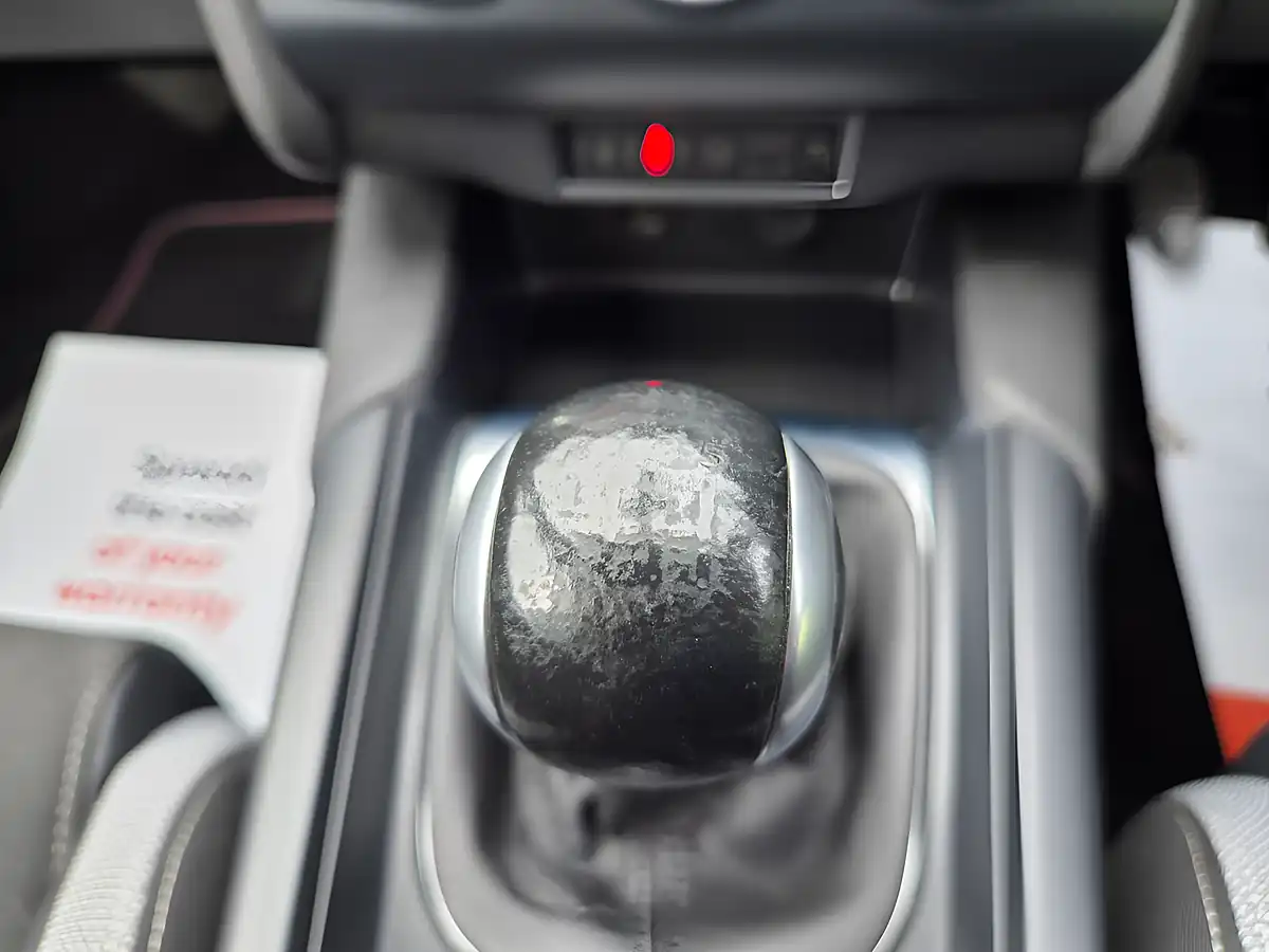 Used 2015 DS Automobiles DS 4 Prestige Black - Interior and Exterior details 12