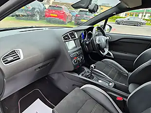 Used 2015 DS Automobiles DS 4 Prestige Black - Interior and Exterior details 18