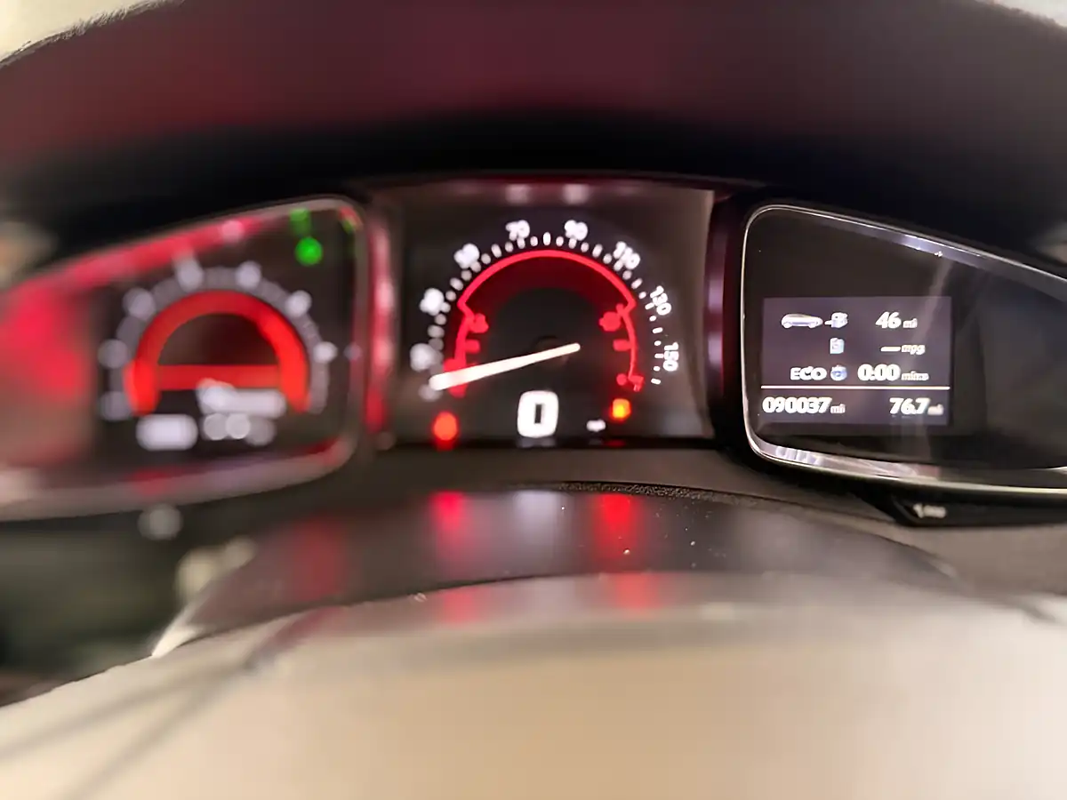 Used 2015 DS Automobiles DS 5 Elegance Pearl White - Interior and Exterior details 20