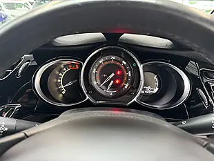 Used 2015 DS DS 3 Dstyle Nav Grey - Interior and Exterior details 12