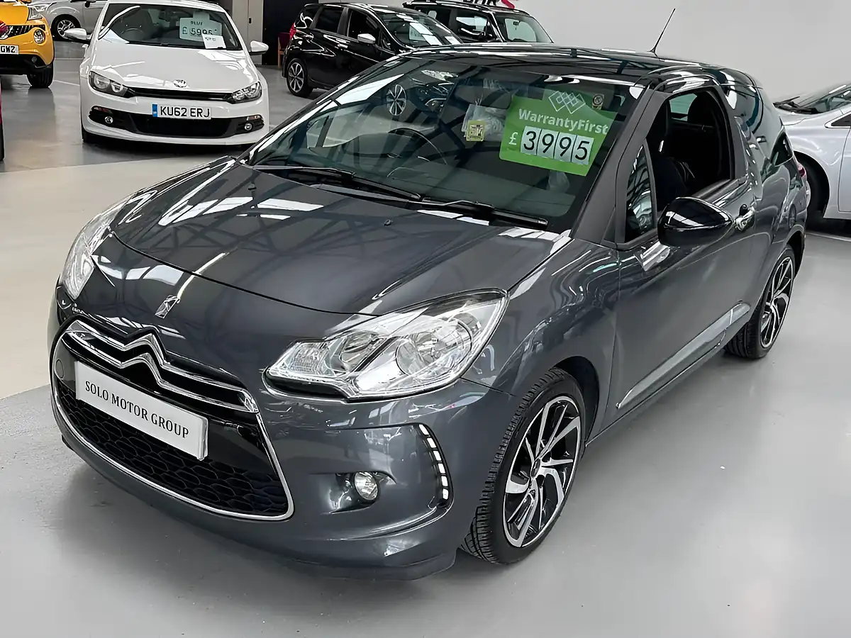 Used 2015 DS DS 3 Dstyle Nav Grey - Interior and Exterior details 7