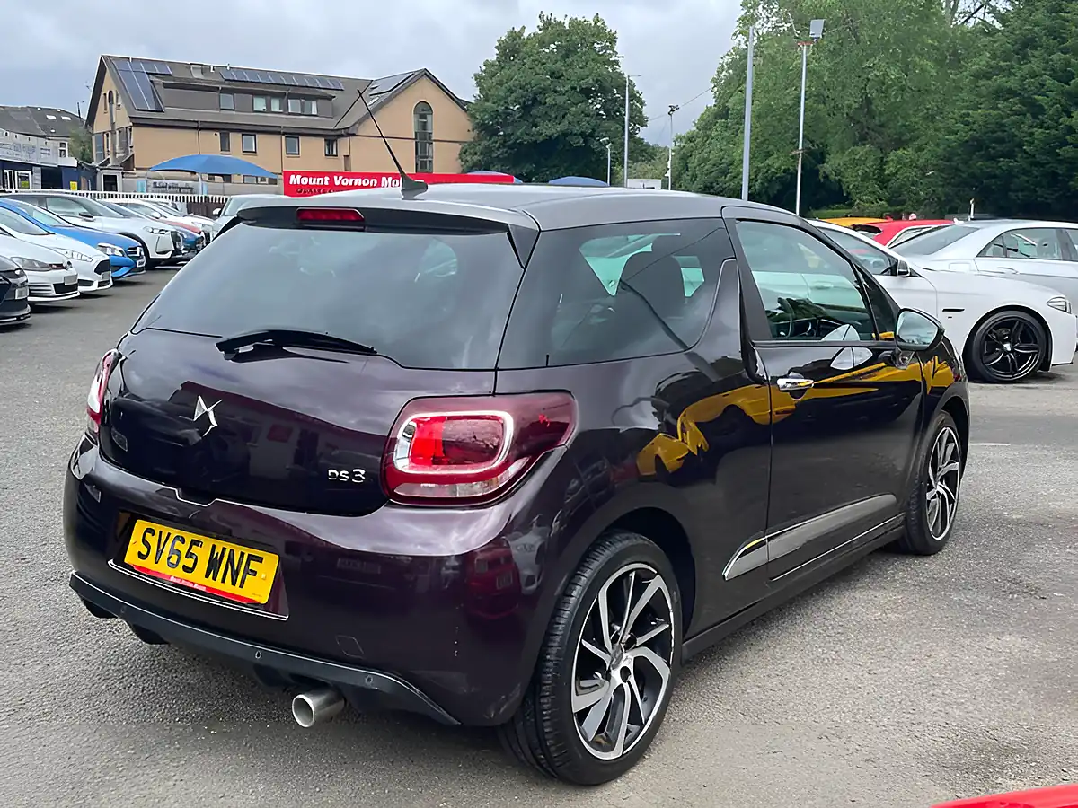 Used 2015 DS DS 3 Dstyle Nav Purple - Interior and Exterior details 8