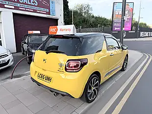 Used 2015 DS DS 3 Dstyle Nav Yellow - Interior and Exterior details 8