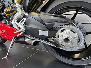 Used 2015 Ducati 1299 Panigale Red - Interior and Exterior details 20