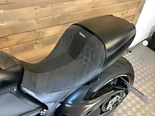 Used 2015 Ducati Diavel Black - Interior and Exterior details 11