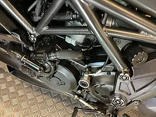 Used 2015 Ducati Diavel Black - Interior and Exterior details 12