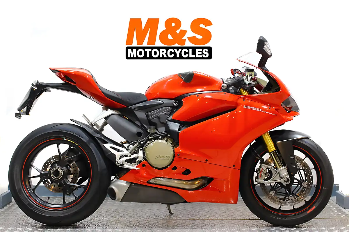 Used 2015 Ducati Panigale S Red - Front View
