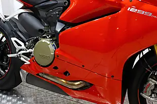 Used 2015 Ducati Panigale S Red - Interior and Exterior details 6