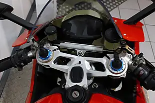 Used 2015 Ducati Panigale S Red - Interior and Exterior details 8