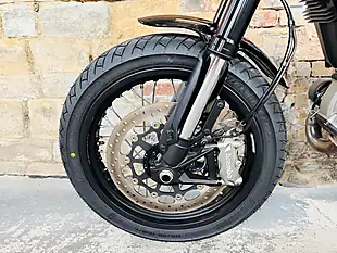 Used 2015 Ducati Scrambler 800 Custom Orange - Interior and Exterior details 14