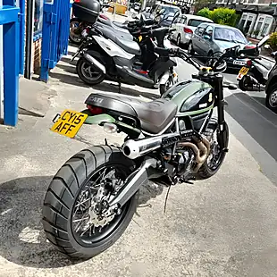 Used 2015 Ducati Scrambler Urban Enduro Green - Interior and Exterior details 4