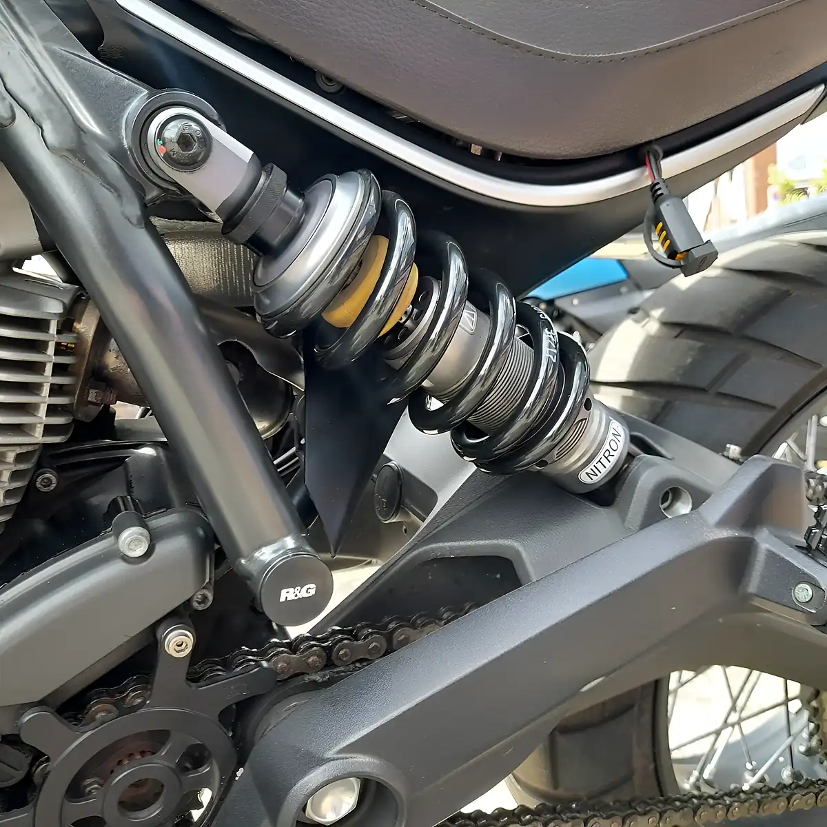 Used 2015 Ducati Scrambler Urban Enduro Green - Interior and Exterior details 8