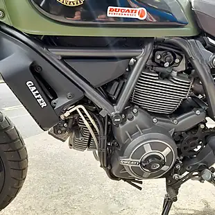 Used 2015 Ducati Scrambler Urban Enduro Green - Interior and Exterior details 9