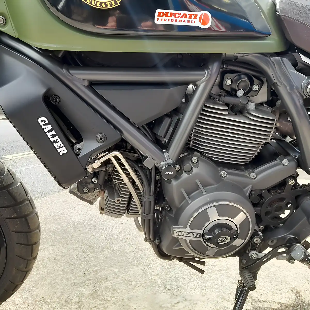 Used 2015 Ducati Scrambler Urban Enduro Green - Interior and Exterior details 9