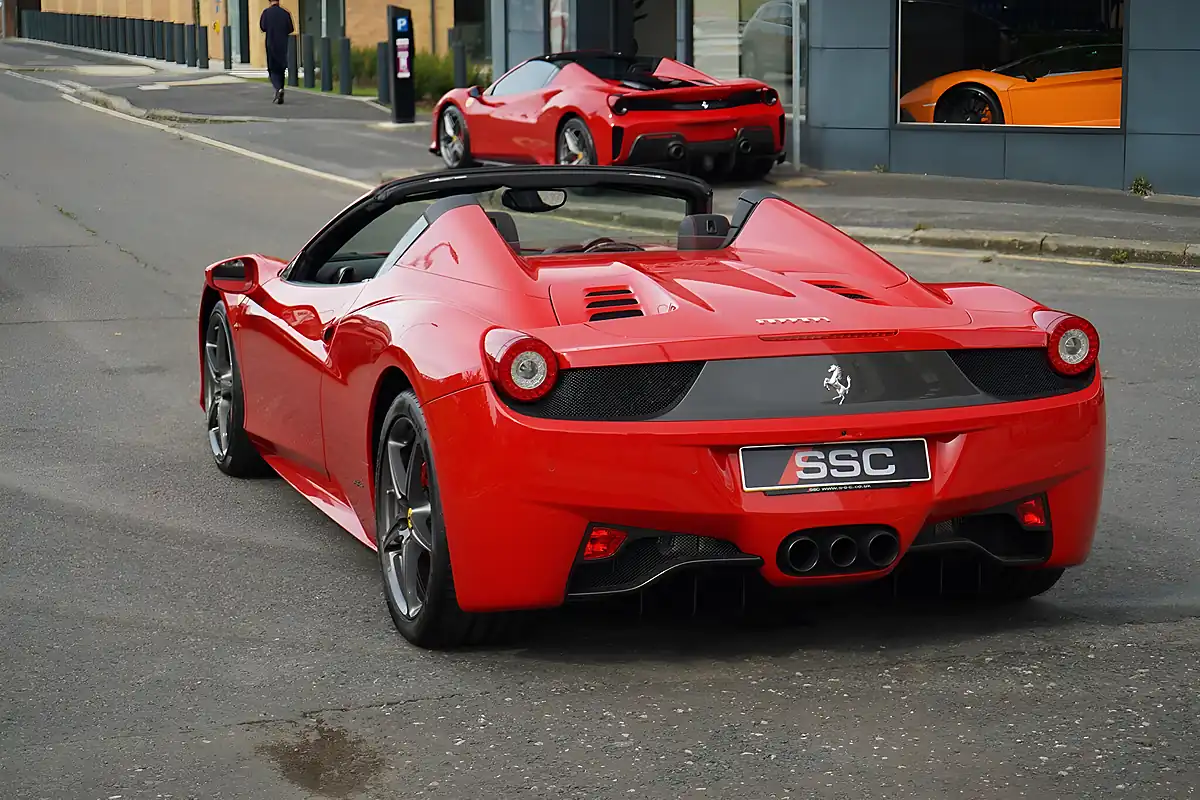 Used 2015 Ferrari 458 Spider Rosso Corsa - Interior and Exterior details 11