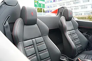 Used 2015 Ferrari 458 Spider Rosso Corsa - Interior and Exterior details 3