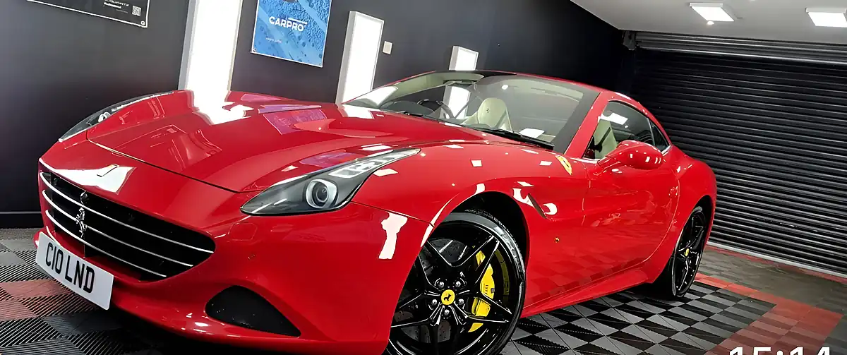 Used 2015 Ferrari California Convertible Red - Interior and Exterior details 4